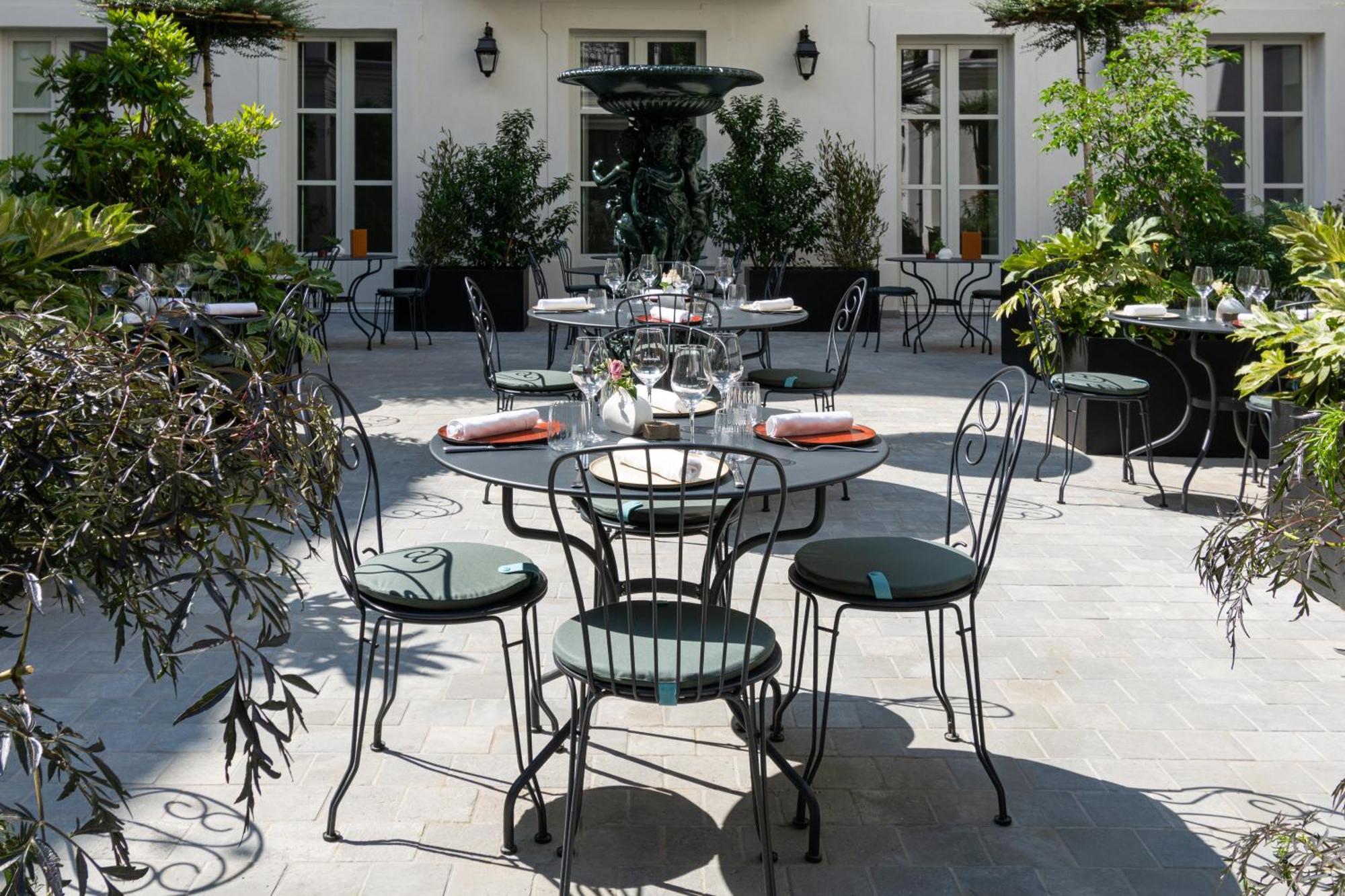 Hotel & Spa Napoleon Fontainebleau Luaran gambar